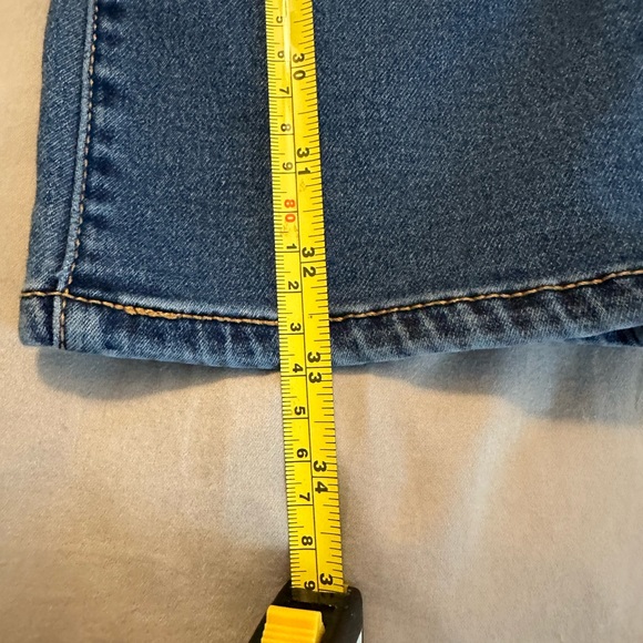 Jeans - Picture 4 of 5